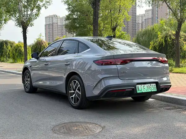 BYD Qin L 2025