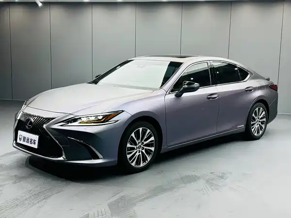 Lexus ES 2021