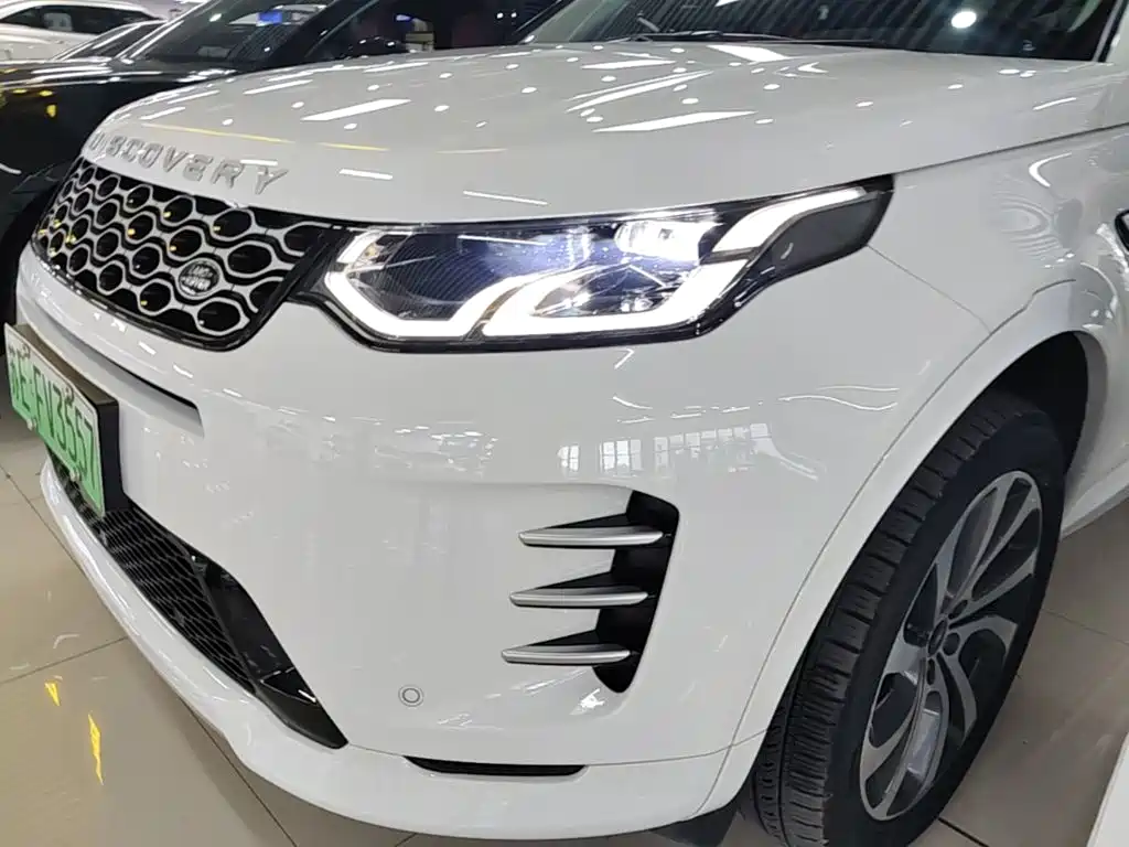 Land Rover Discovery Sport Hybrid 2024 — фото 24
