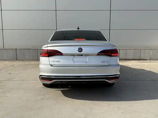 Volkswagen Bora 2023