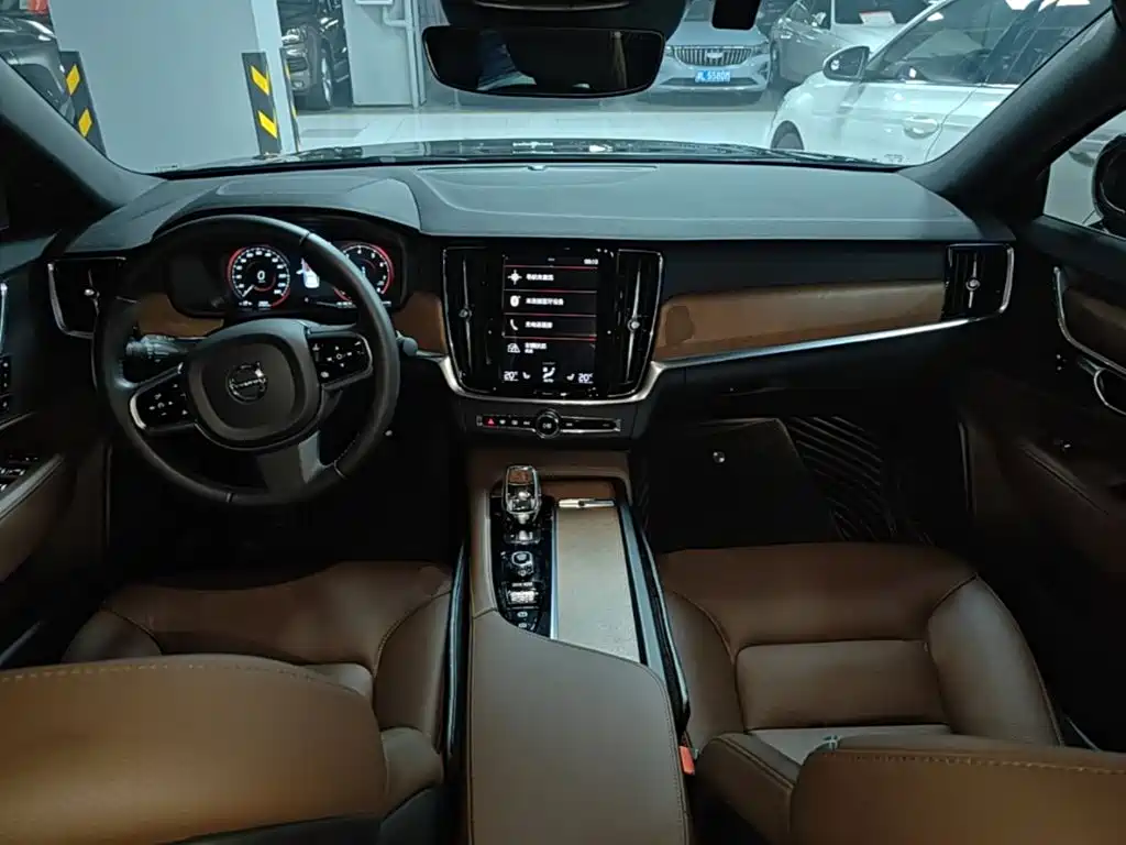 Volvo S90 2020 — фото 10