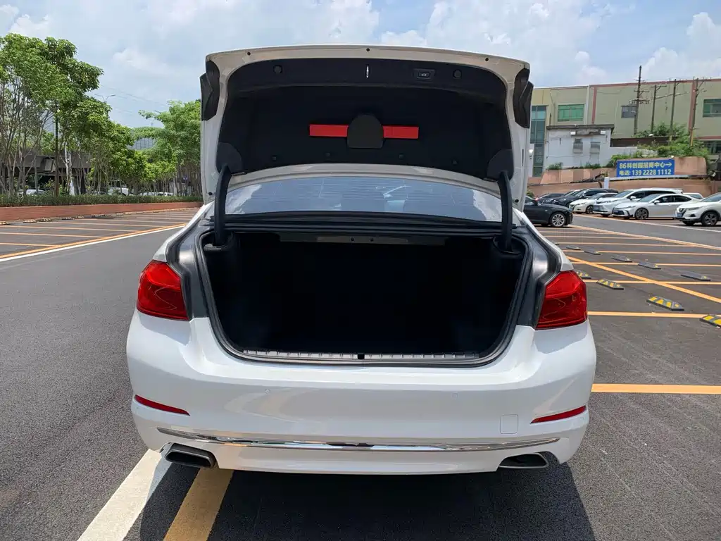 BMW 5 Series 2019