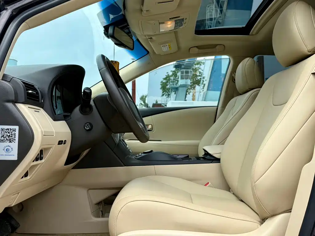 Lexus RX Classic 2015 — фото 11