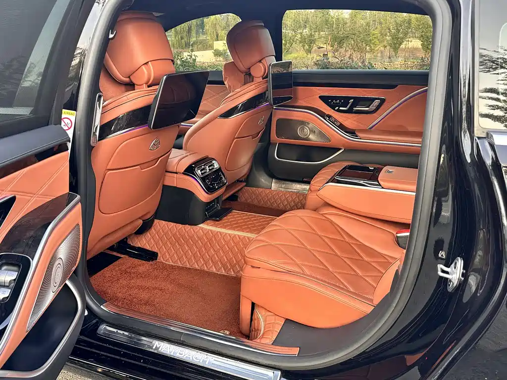 Mercedes-Benz S-Class 2023 — фото 6