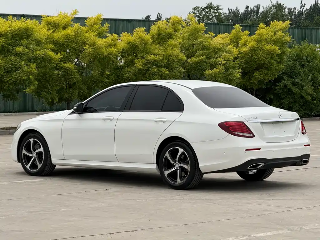 Mercedes-Benz E-Class 2018 — фото 5
