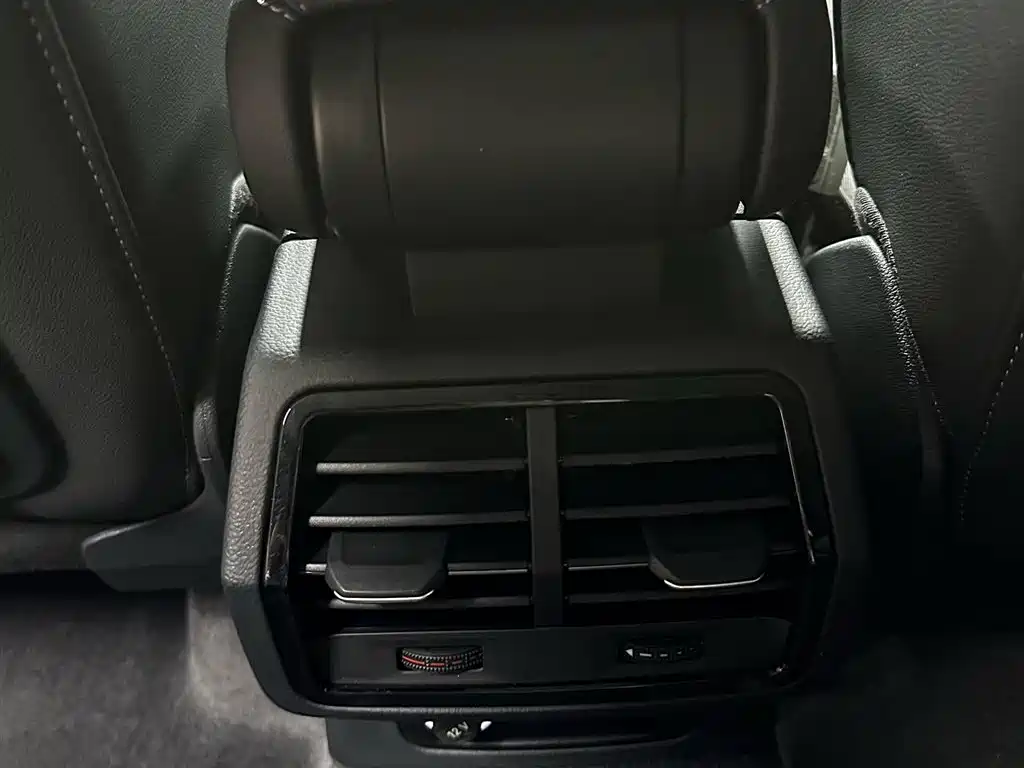 Audi Q3 2023 — фото 17