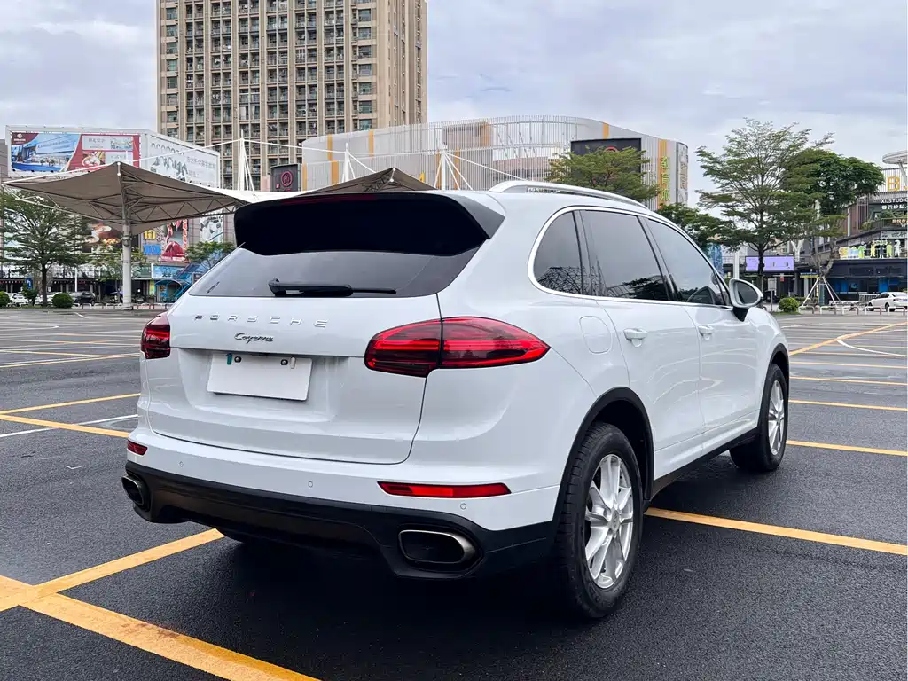 Porsche Cayenne 2017