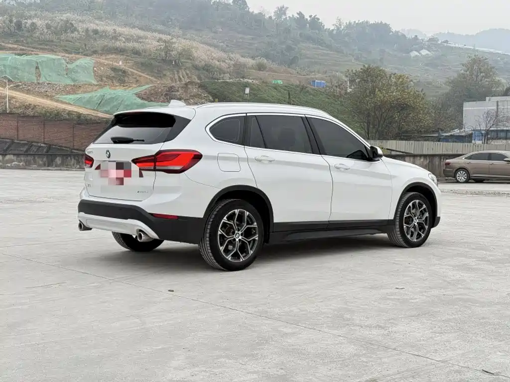 BMW X1 2021 — фото 16