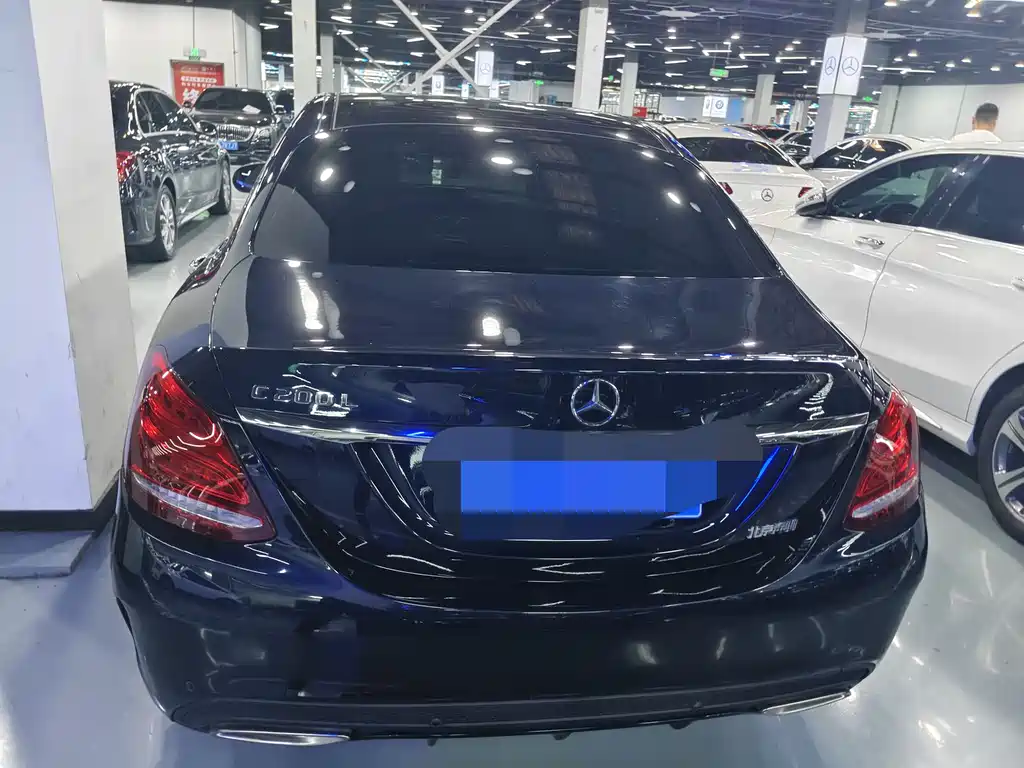 Mercedes-Benz C-Class 2018 — фото 15