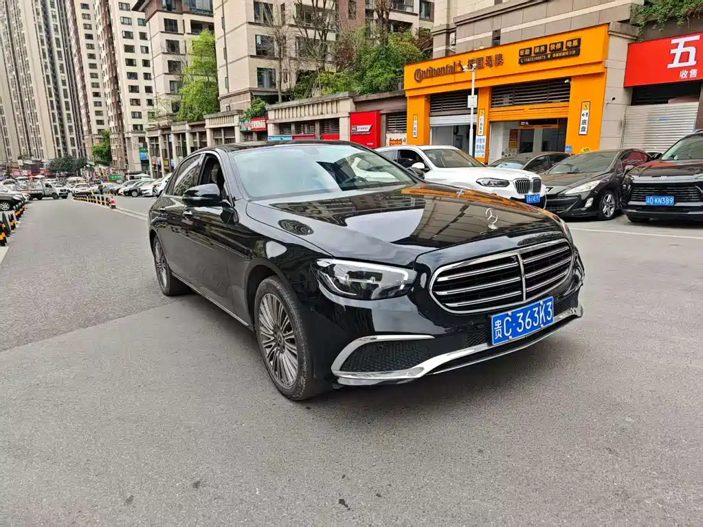 Mercedes-Benz E-Class 2023 — фото 3