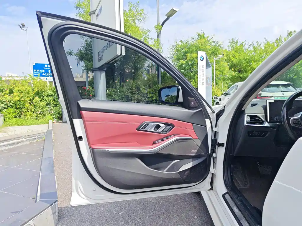 BMW i3 2024 — фото 5
