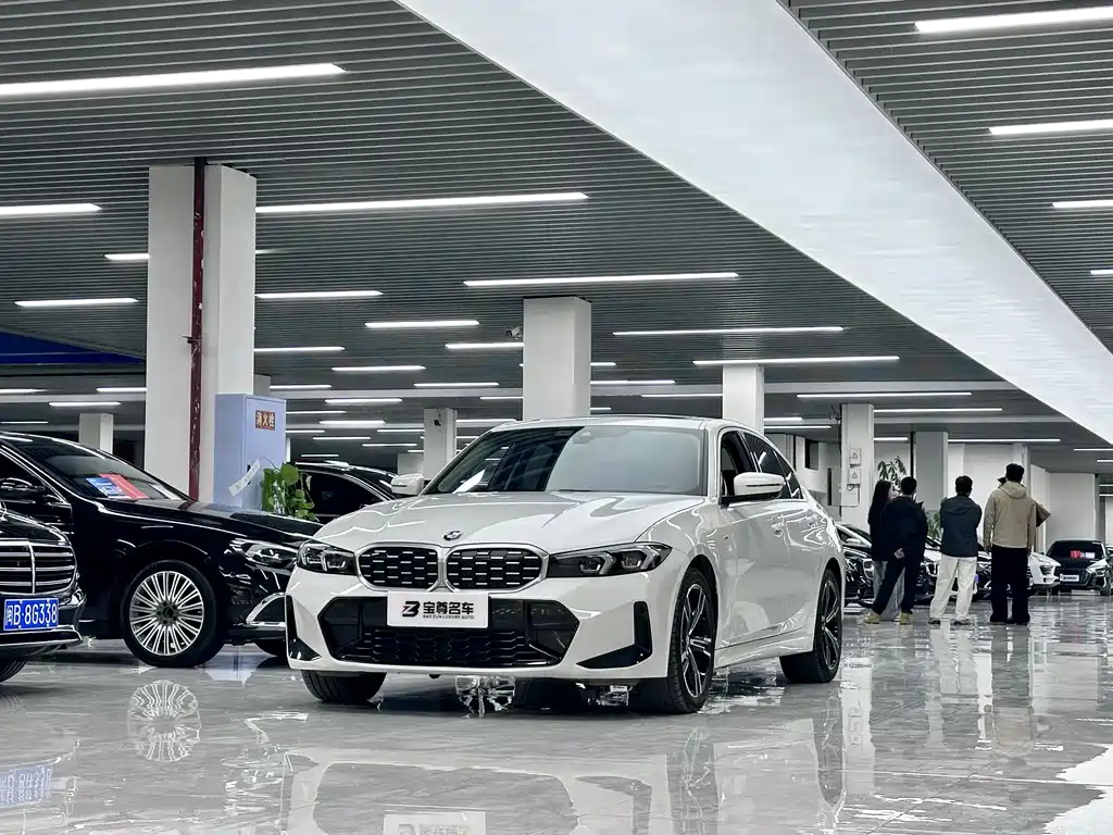 BMW 3 Series 2024