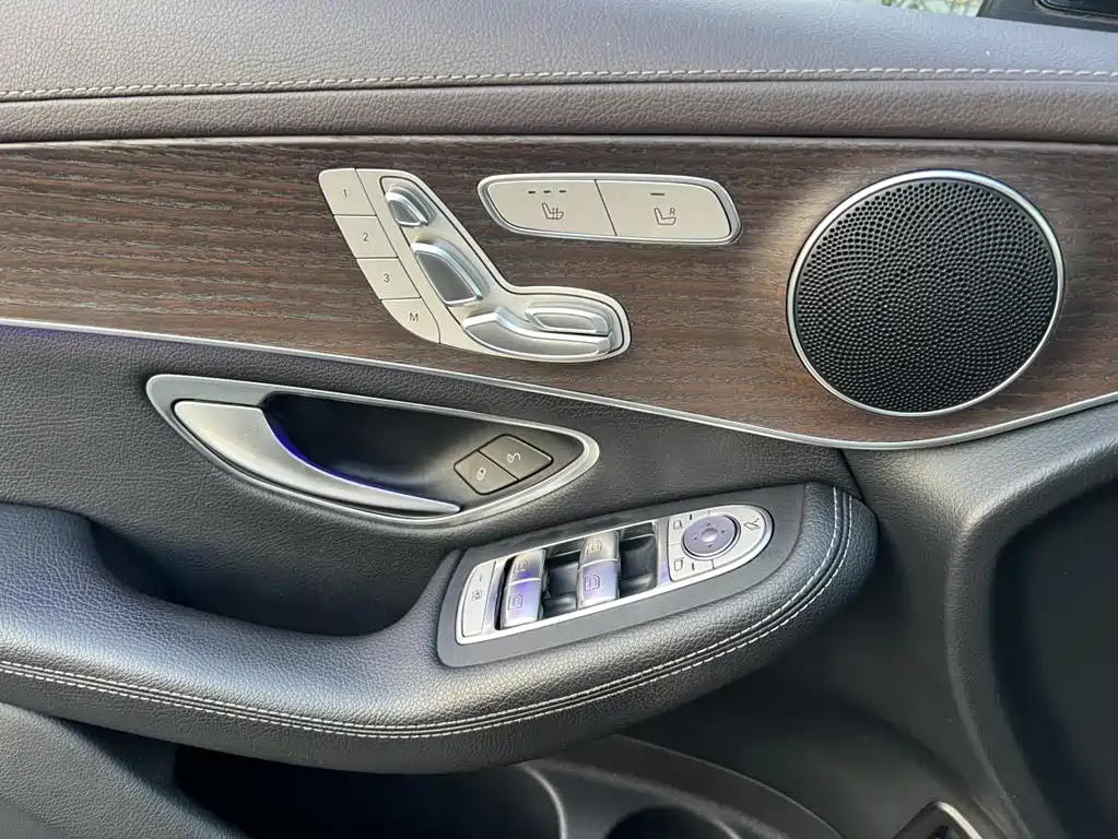Mercedes-Benz GLC 2021