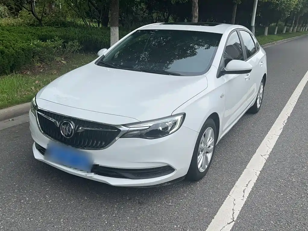 Buick Excelle 2022 — фото 24