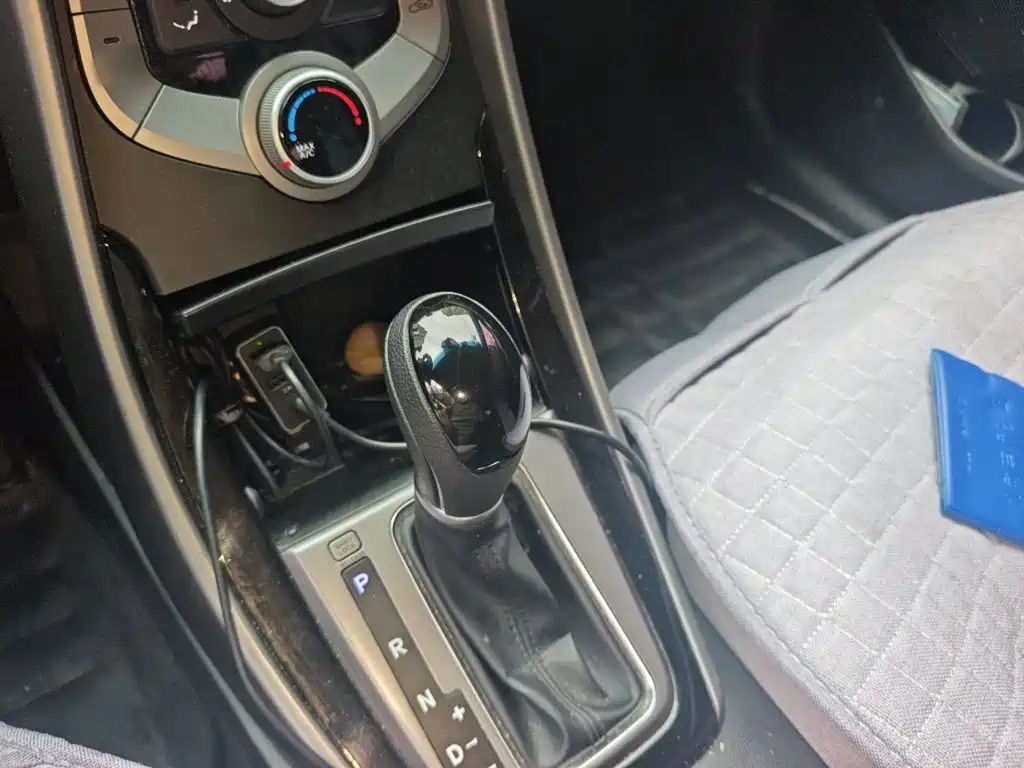 Hyundai Elantra 2016