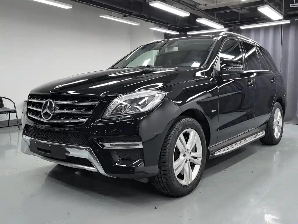 Mercedes-Benz M-Class 2012