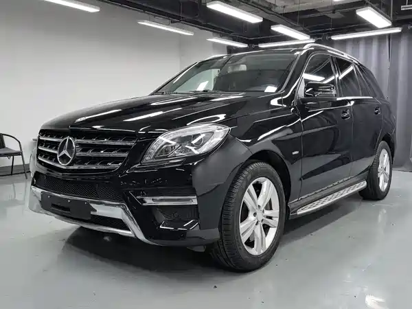 Mercedes-Benz M-Class 2012