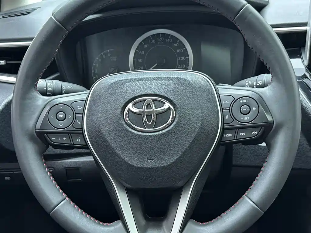 Toyota Corolla 2022 — фото 12