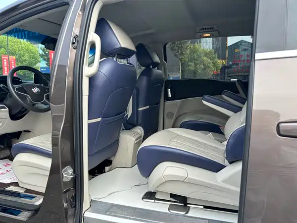 Buick GL8 2022