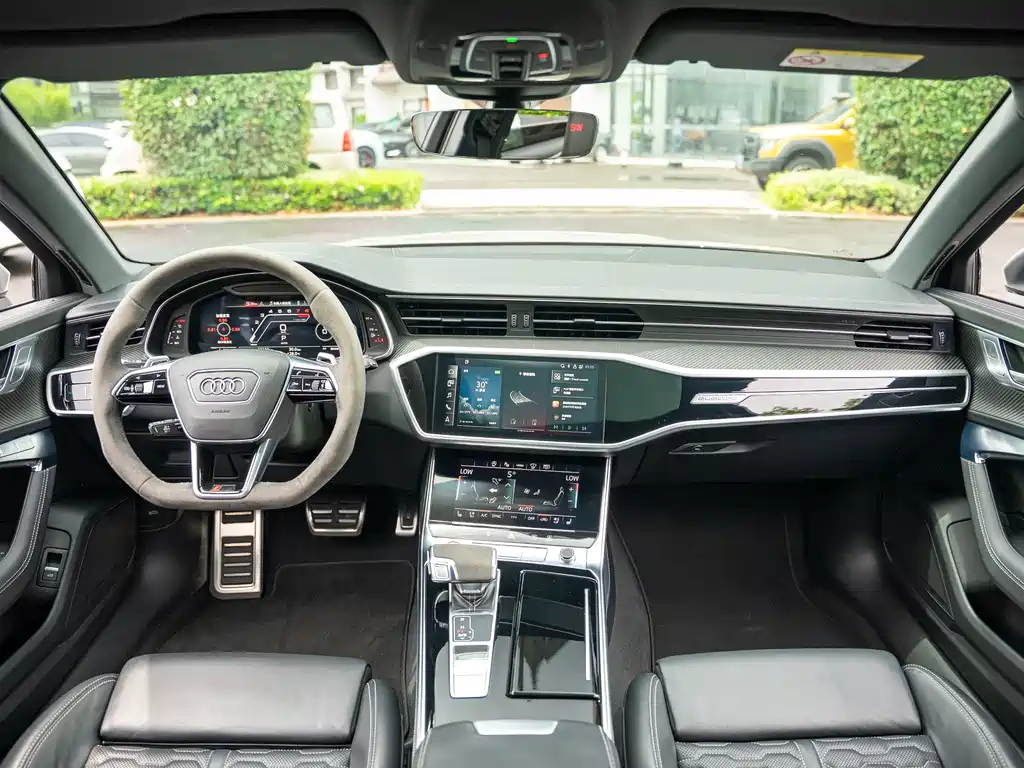Audi RS 6 2022 — фото 17