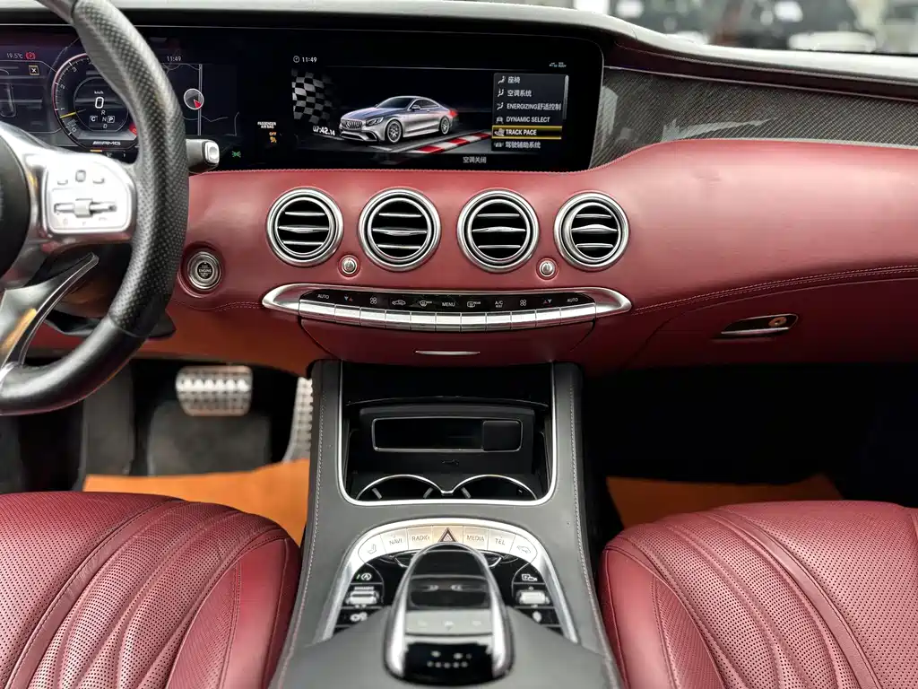 Mercedes-Benz S-Class AMG 2019 — фото 13