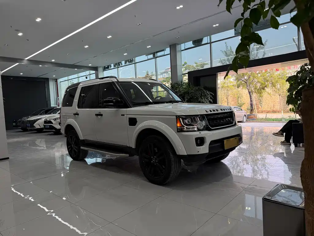 Land Rover Discovery 2015 — фото 3