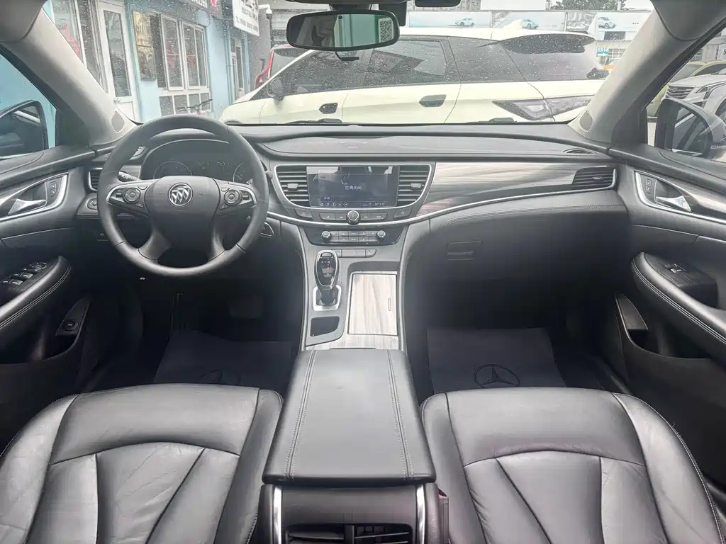 Buick LaCrosse 2019 — фото 12