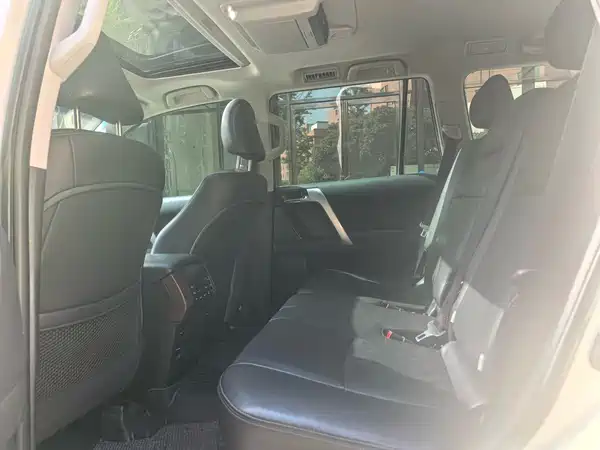 Toyota Prado 2016