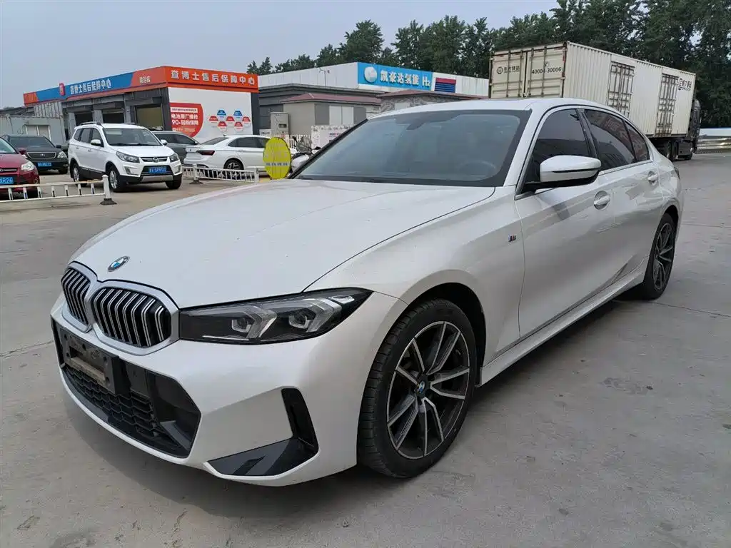 BMW 3 Series 2023