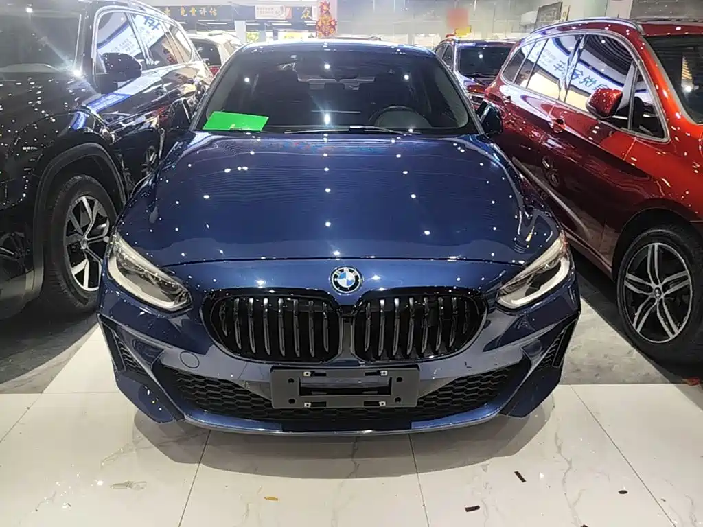 BMW 1 Series 2021