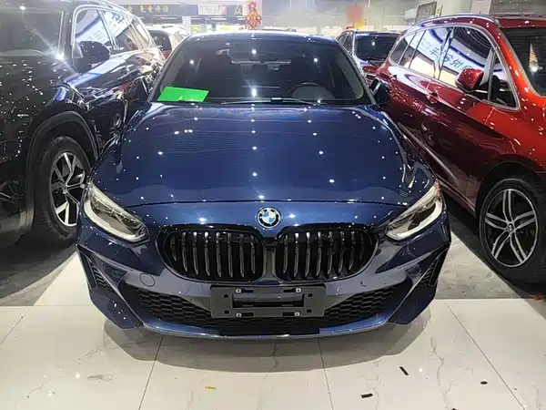 BMW 1 Series 2021