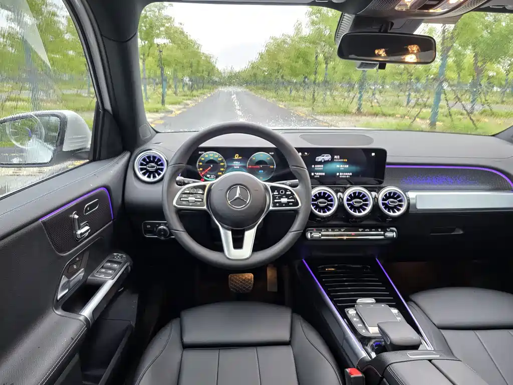 Mercedes-Benz EQB 2023 — фото 13