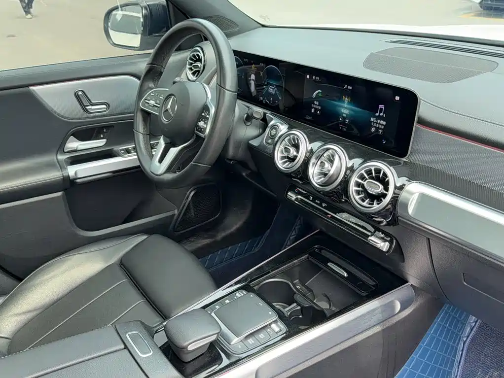 Mercedes-Benz GLB 2021 — фото 12