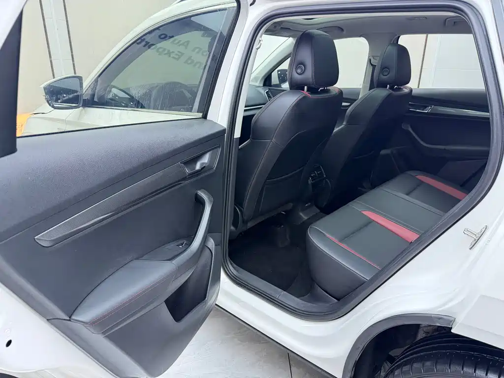 Skoda Korok 2022 — фото 15