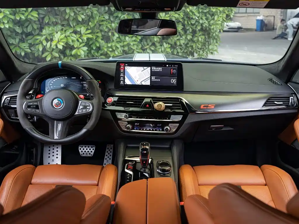 BMW M5 2021 — фото 13