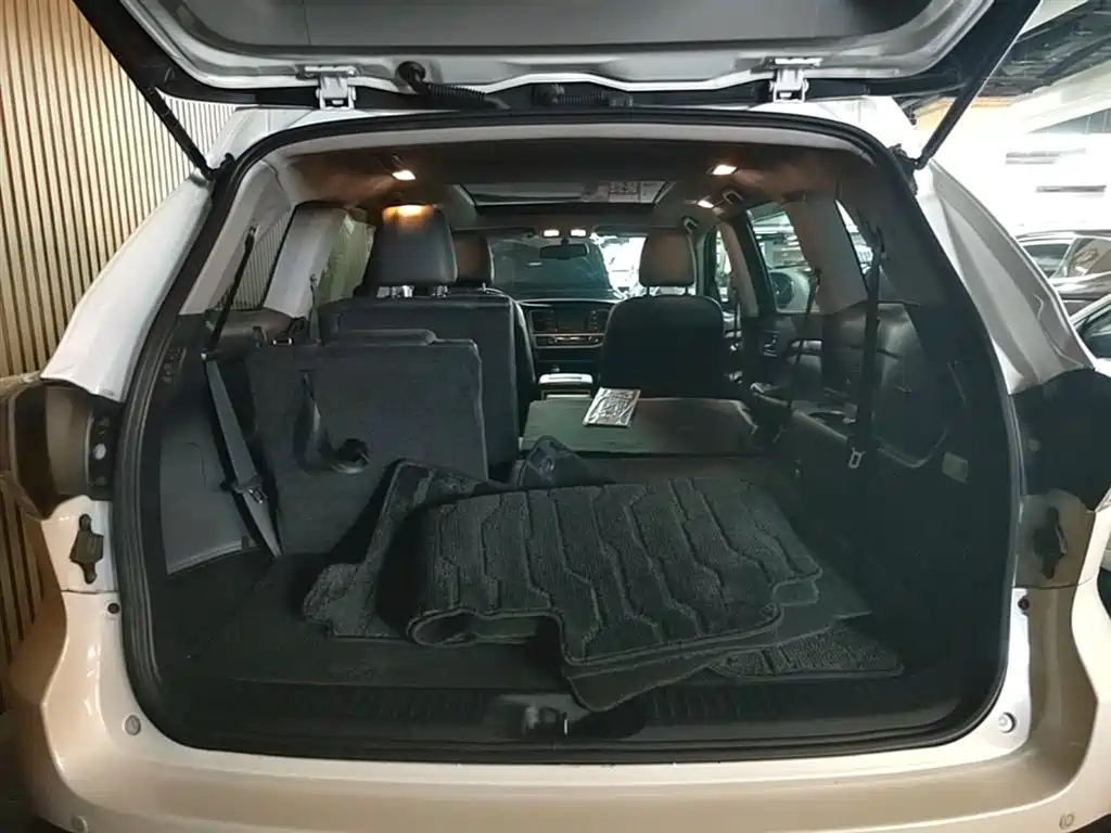 Toyota Highlander 2017 — фото 19