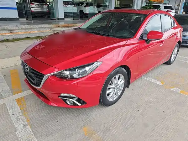 Mazda 3 Axela 2016