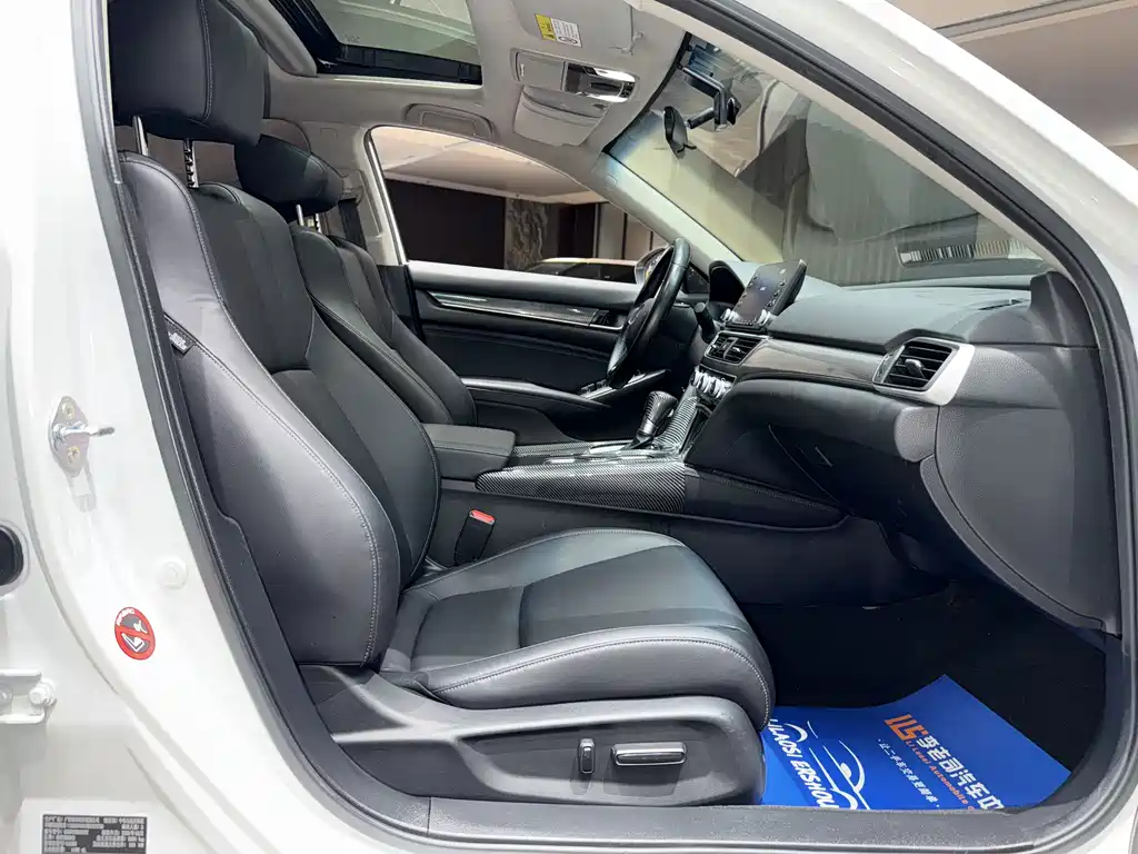 Honda Accord 2021 — фото 27