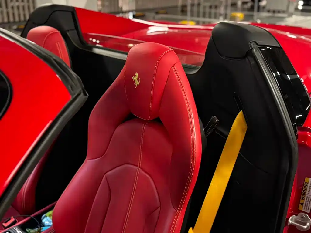 Ferrari F8 2022 — фото 13
