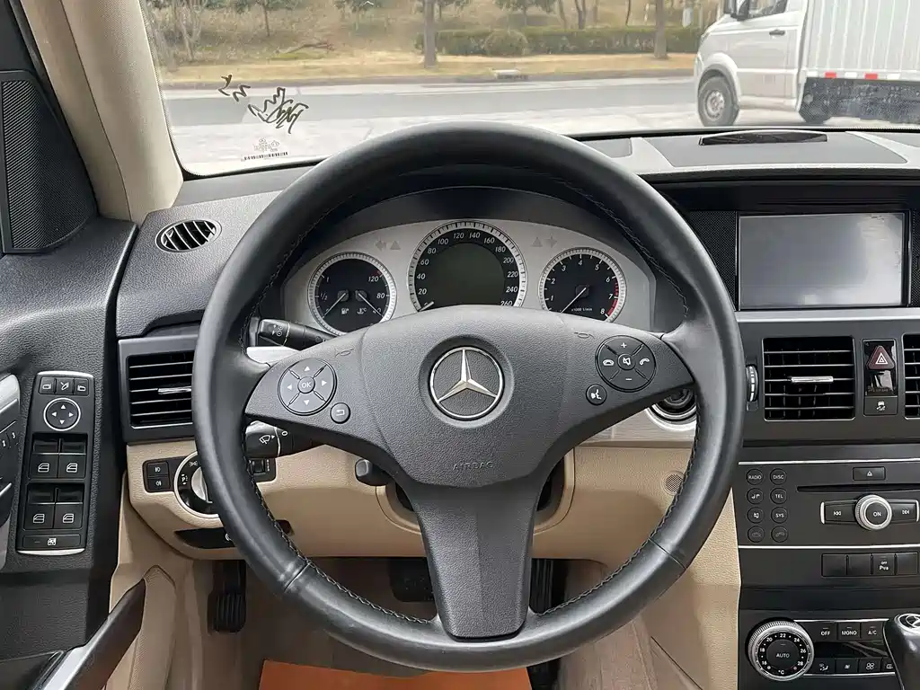 Mercedes-Benz GLK-Class 2011 — фото 10