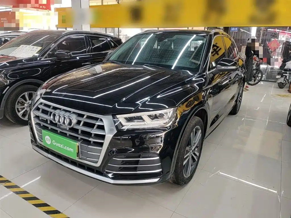 Audi Q5L 2020 — фото 2