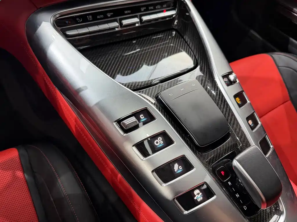 Mercedes-Benz AMG GT 2020 — фото 10