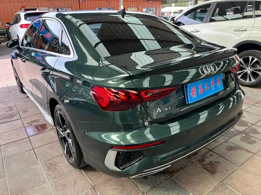 Audi A3 2023 — фото 17