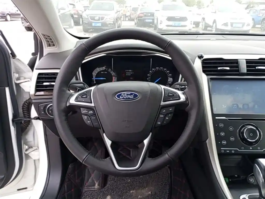 Ford Mondeo 2016 — фото 11