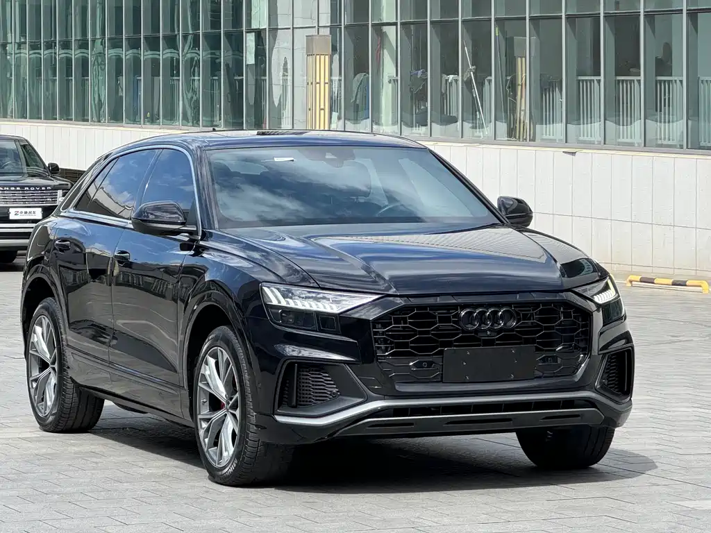 Audi Q8 2020 — фото 3