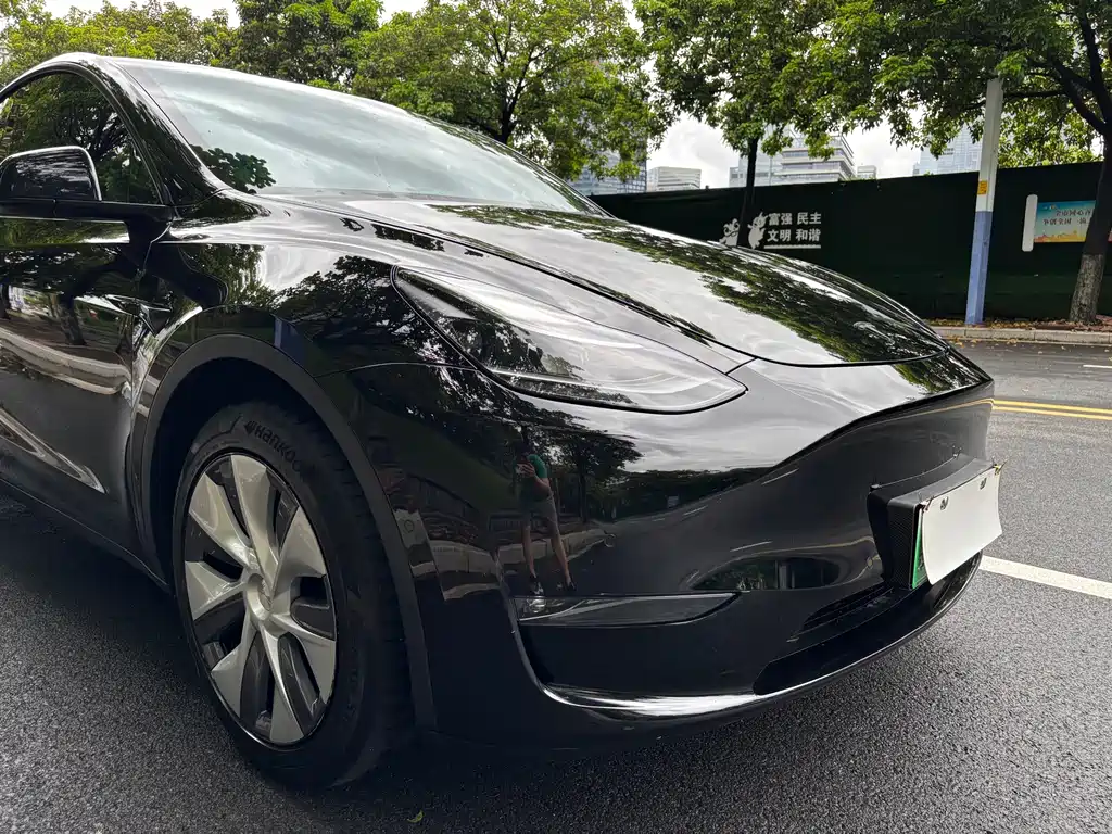 Tesla Model Y 2022 — фото 32