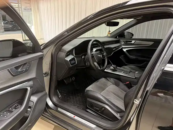 Audi A6L 2021