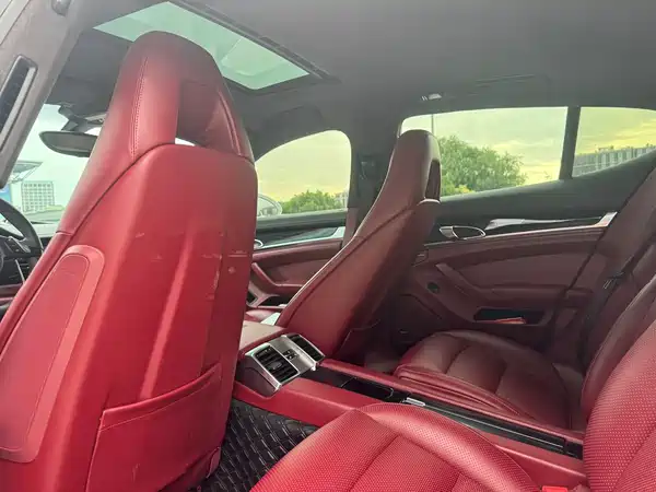 Porsche Panamera 2013
