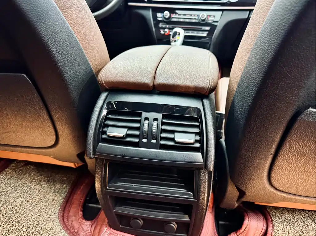 BMW X5 2018 — фото 19
