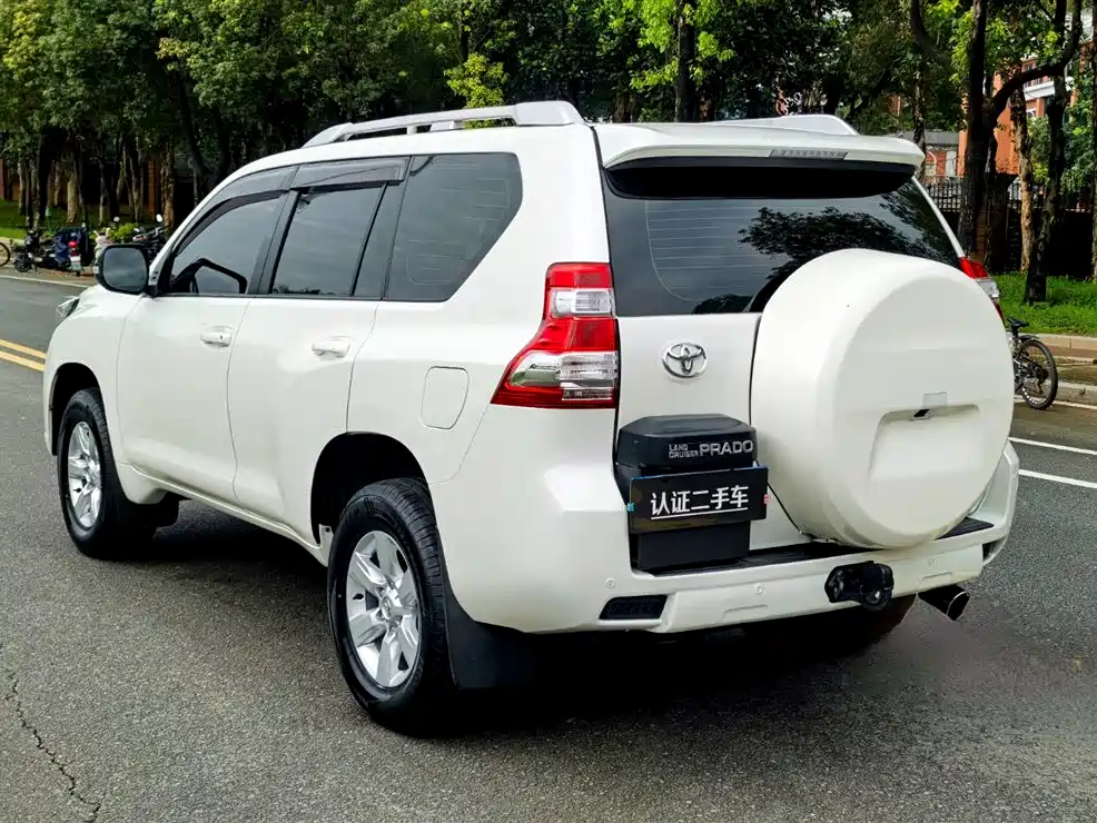 Toyota Prado 2017 — фото 5